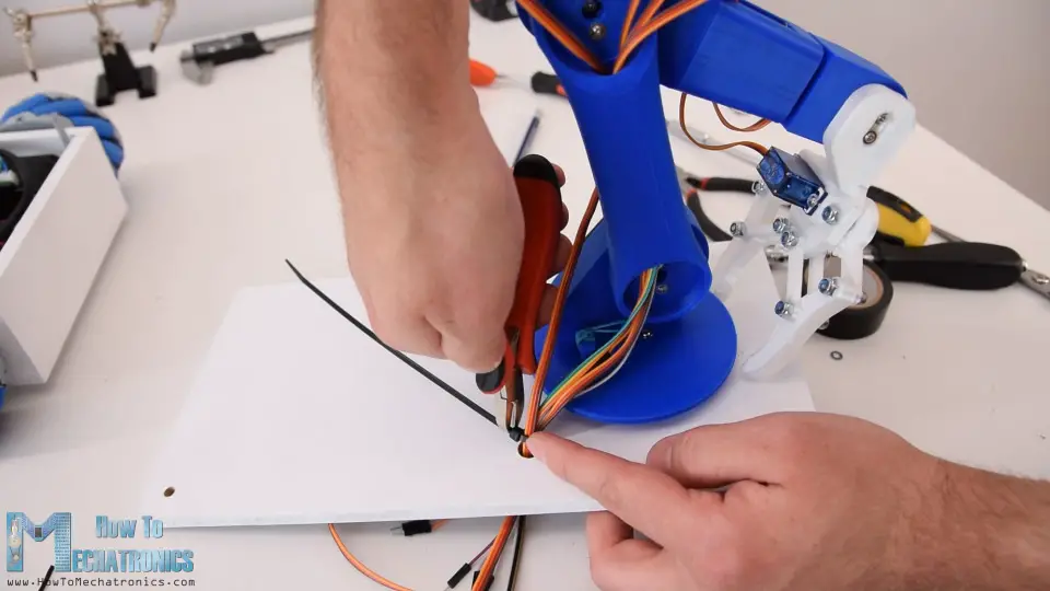 Arduino Robot Wiring Managament